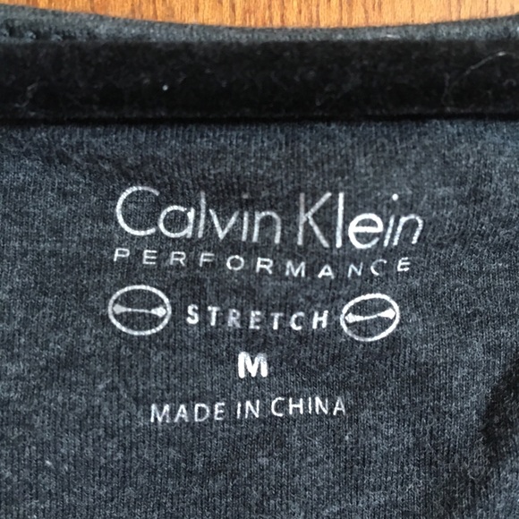 2 for $40🩷 Calvin Klein Sports Bra - Picture 4 of 4